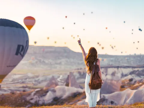Photo Shooting in Sunrise with Balloon View