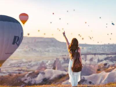 Photo Shooting in Sunrise with Balloon View — photo 1